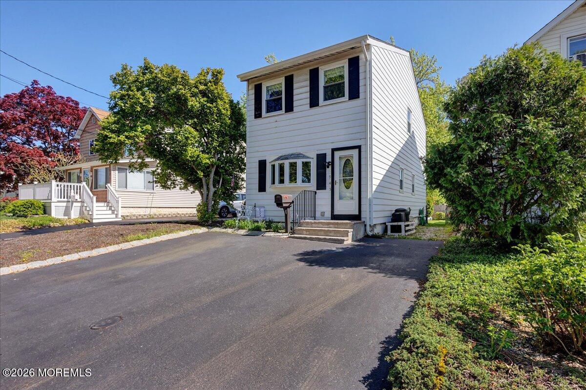 945 N Concourse Keyport NJ 07735