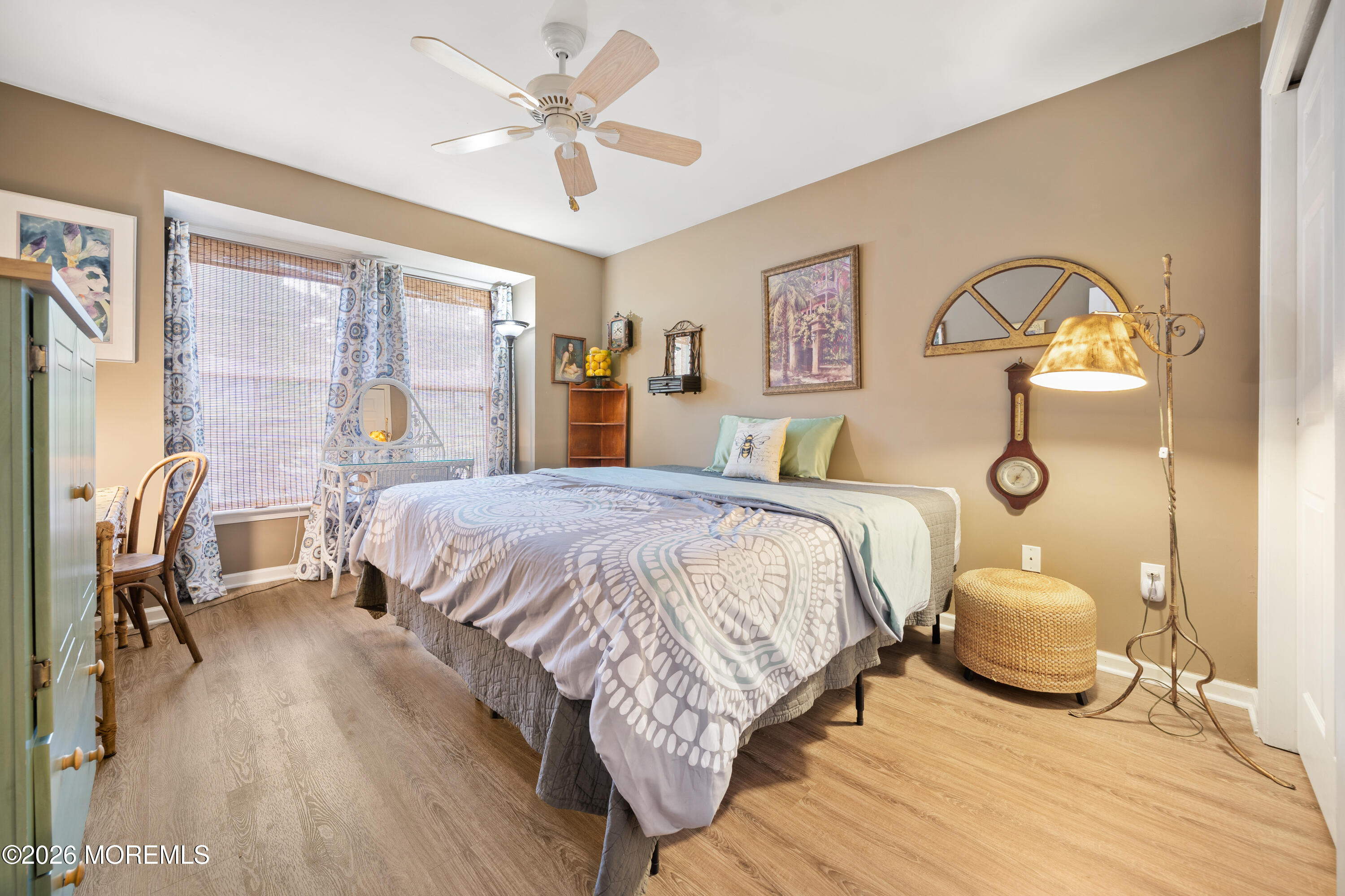994 Treasure Avenue Manahawkin NJ 08050