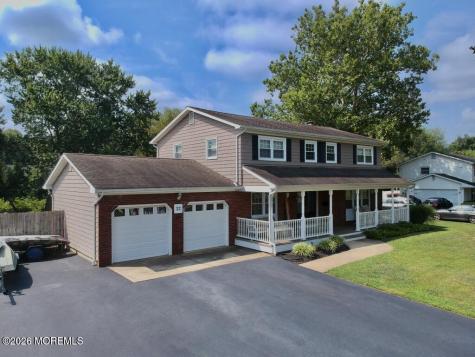 32 Sabina Terrace Freehold NJ 07728