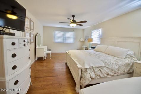 32 Sabina Terrace Freehold NJ 07728