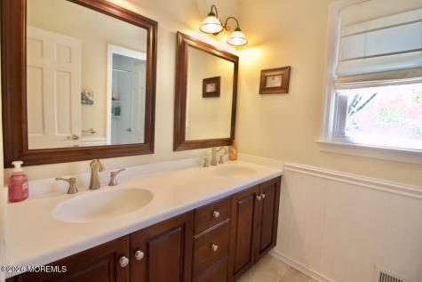 32 Sabina Terrace Freehold NJ 07728
