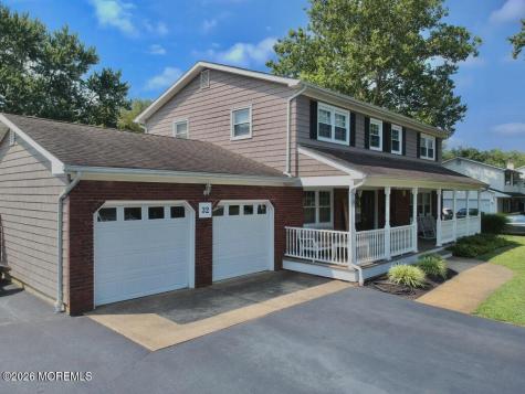32 Sabina Terrace Freehold NJ 07728
