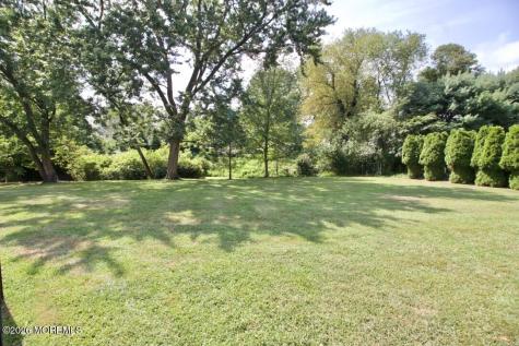 32 Sabina Terrace Freehold NJ 07728