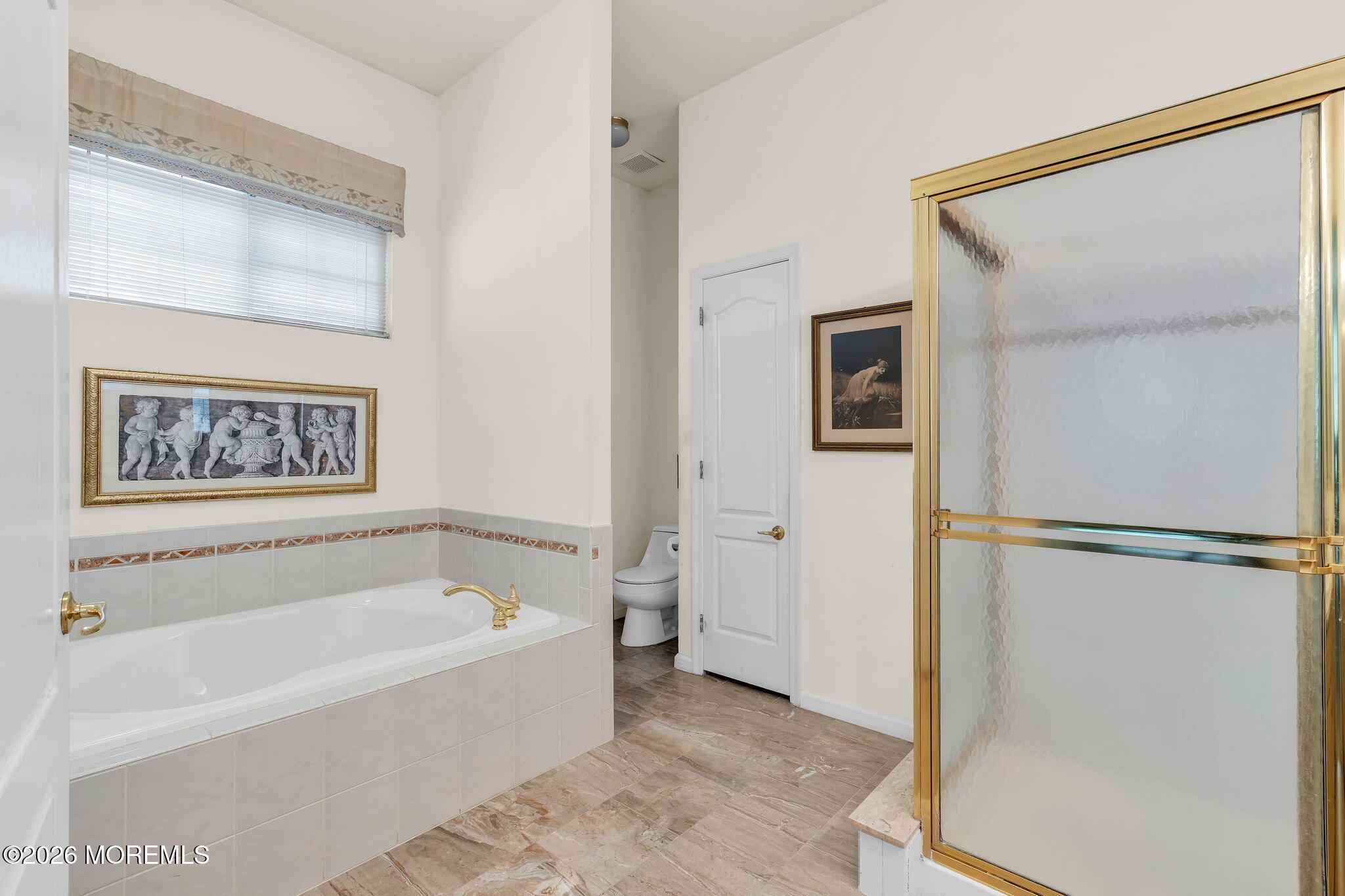 16 Bellflower Drive Lakewood NJ 08701