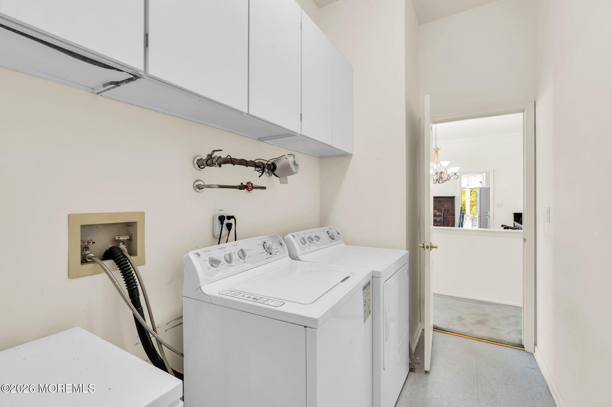 16 Bellflower Drive Lakewood NJ 08701