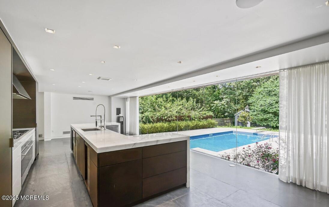 14 Kathy Street Kendall Park NJ 08824