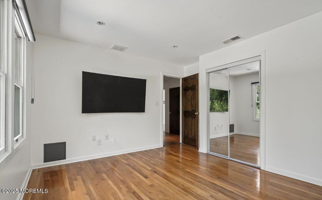 14 Kathy Street Kendall Park NJ 08824