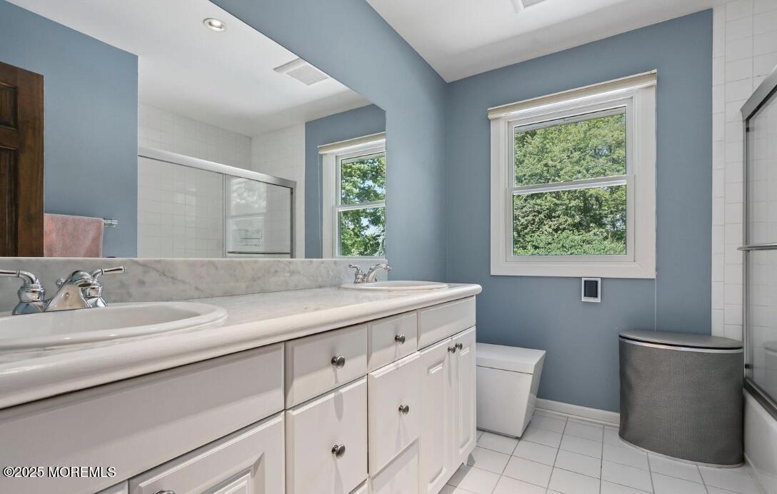 14 Kathy Street Kendall Park NJ 08824