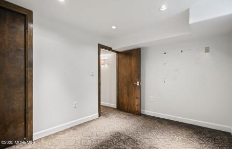 14 Kathy Street Kendall Park NJ 08824