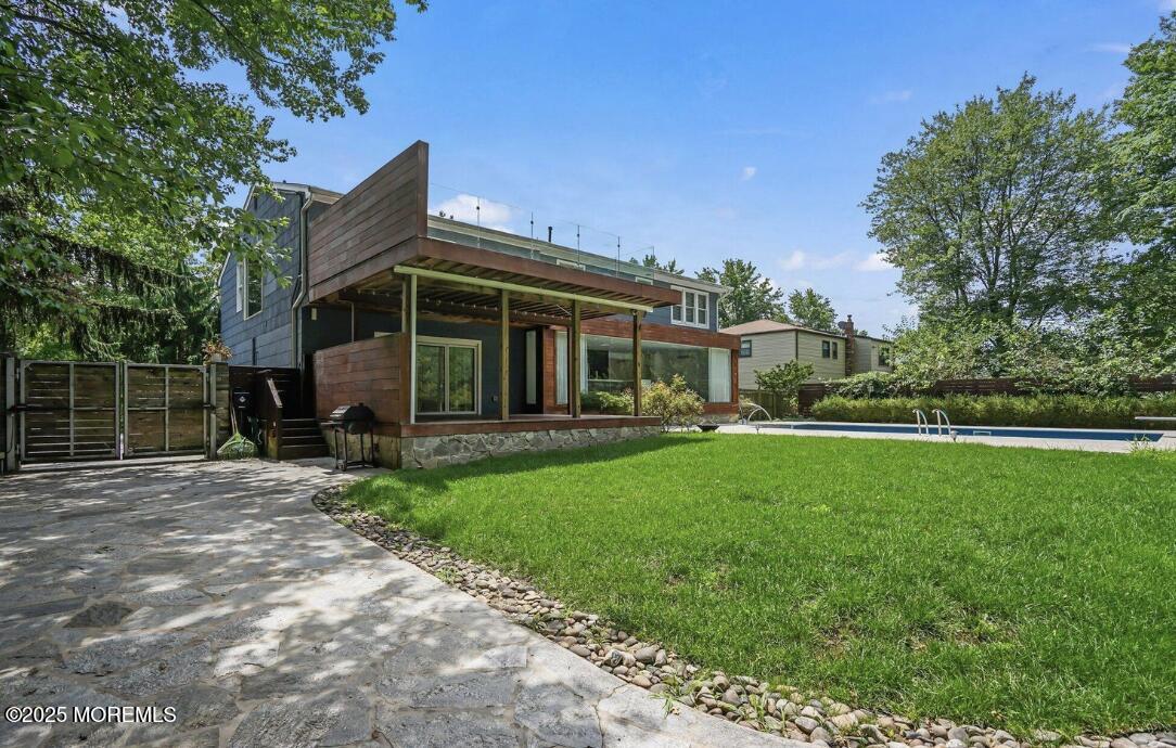 14 Kathy Street Kendall Park NJ 08824
