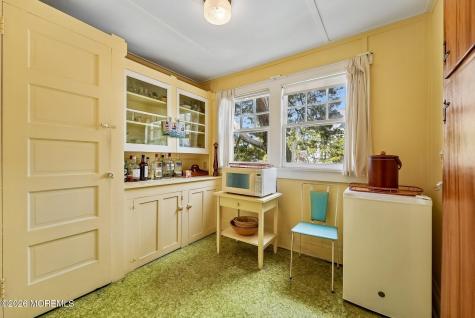 876 East Avenue Mantoloking NJ 08738