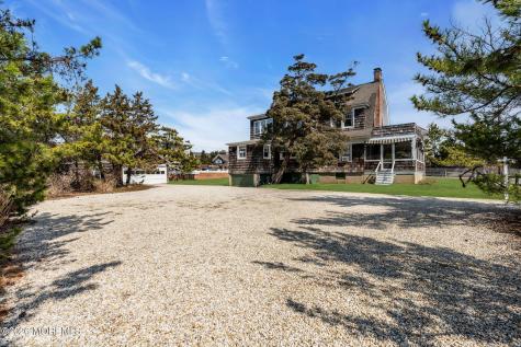 876 East Avenue Mantoloking NJ 08738