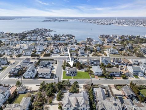 876 East Avenue Mantoloking NJ 08738