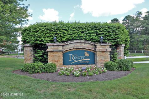 669 Timberline Lane Manchester NJ 08759