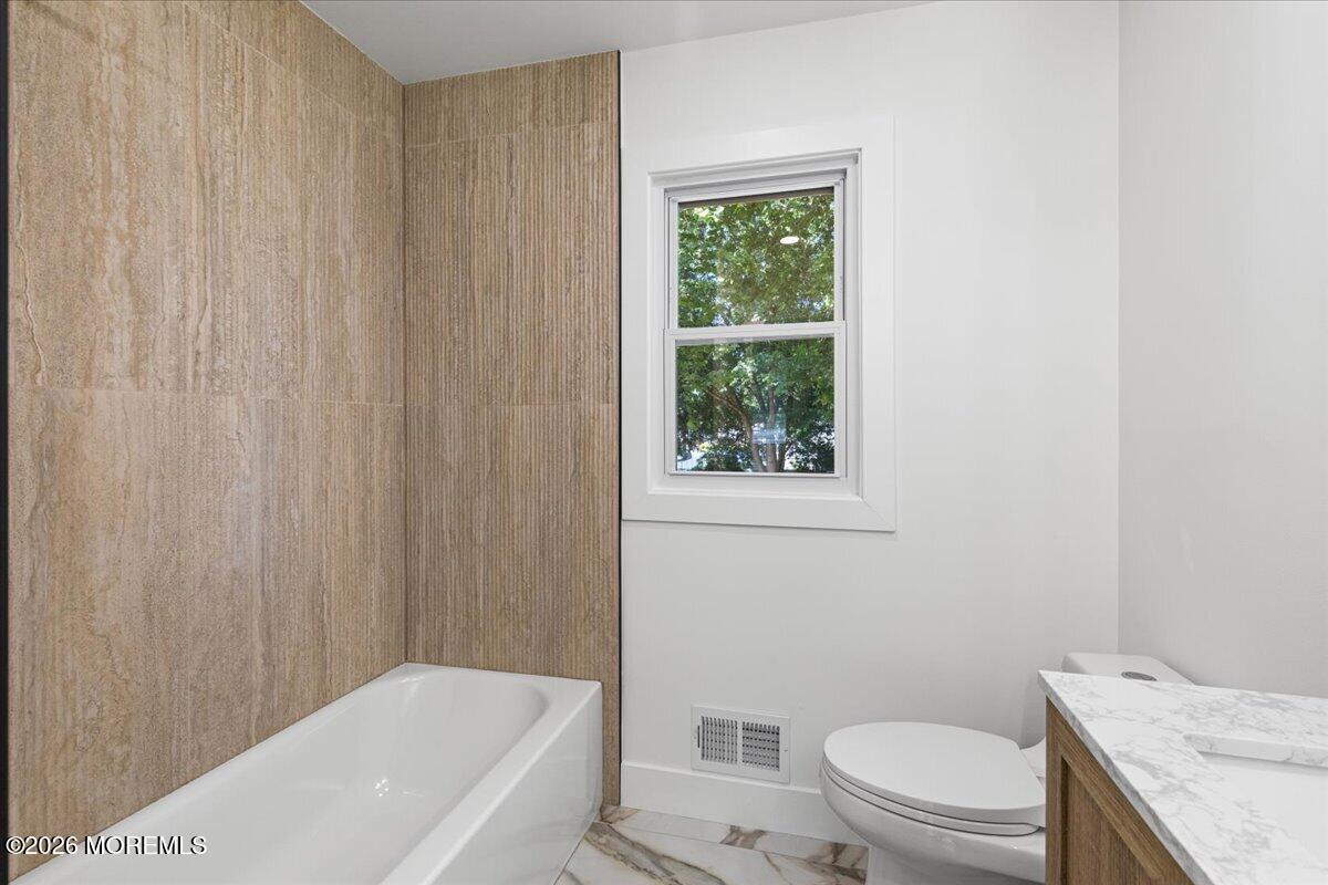 6 Geanne Way Marlboro NJ 07746