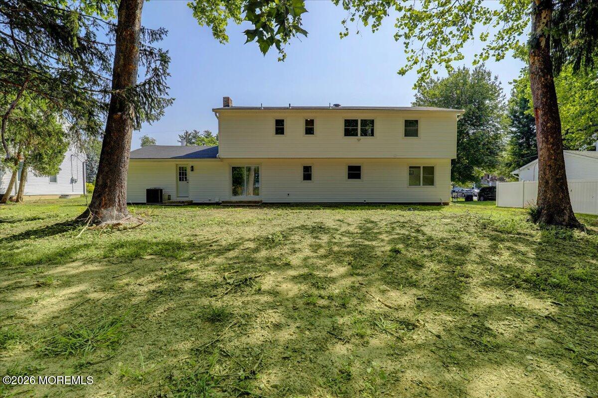 6 Geanne Way Marlboro NJ 07746