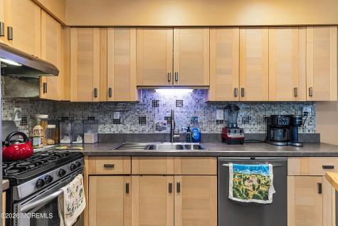 15 Drexel Terrace Monroe NJ 08831