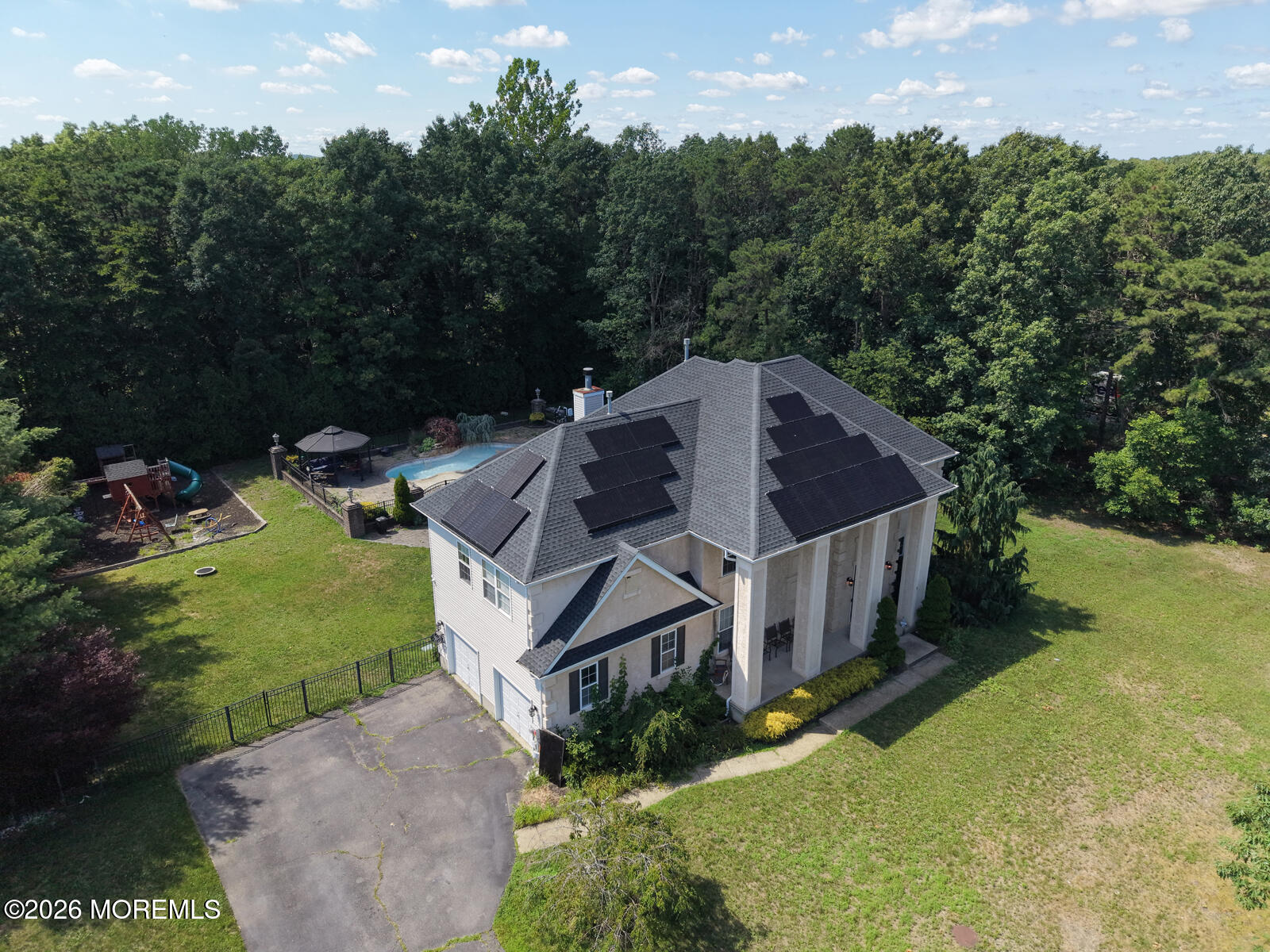 2 Stonehenge Court Jackson NJ 08527