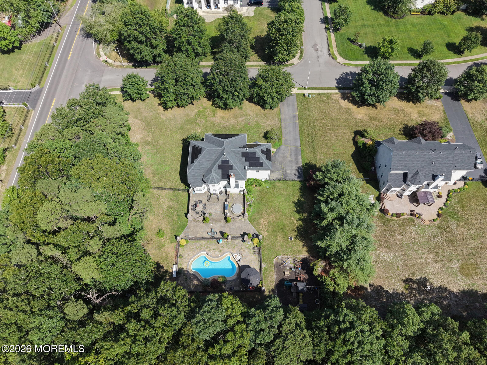2 Stonehenge Court Jackson NJ 08527