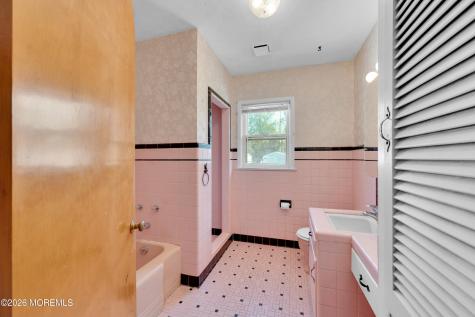 19 Murray Street Freehold NJ 07728