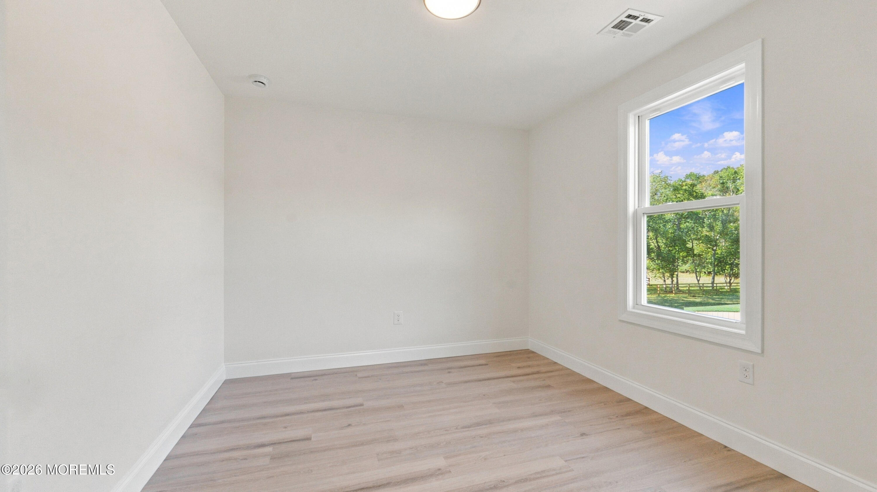 3 E Caines Drive Cream Ridge NJ 08514