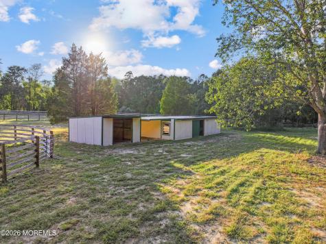 3 E Caines Drive Cream Ridge NJ 08514