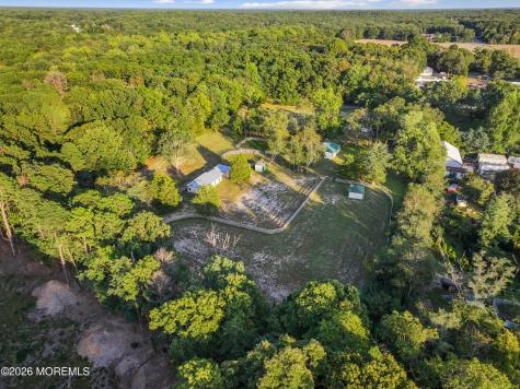 3 E Caines Drive Cream Ridge NJ 08514