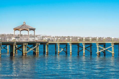 533 Huntington Avenue Pine Beach NJ 08741