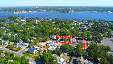 533 Huntington Avenue Pine Beach NJ 08741