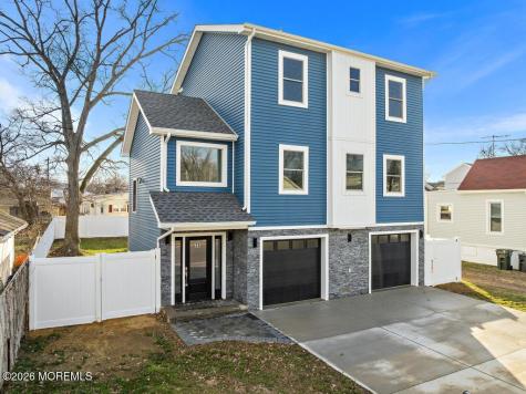 38 Navesink Avenue North Middletown NJ 07748