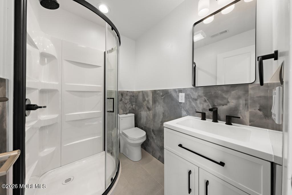 38 Navesink Avenue North Middletown NJ 07748