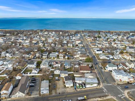 38 Navesink Avenue North Middletown NJ 07748