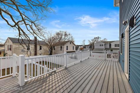 38 Navesink Avenue North Middletown NJ 07748