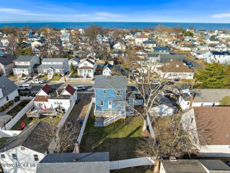 38 Navesink Avenue North Middletown NJ 07748
