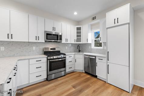 38 Navesink Avenue North Middletown NJ 07748