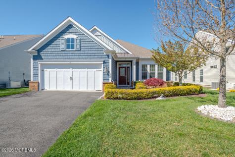 8 E Dartford Drive Farmingdale NJ 07727