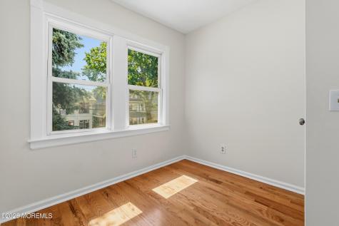 35 Grand Avenue Newark NJ 07102