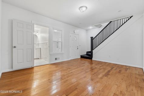 35 Grand Avenue Newark NJ 07102
