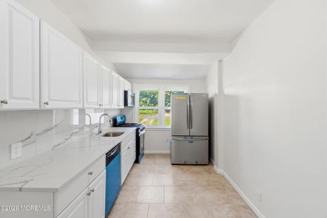 35 Grand Avenue Newark NJ 07102