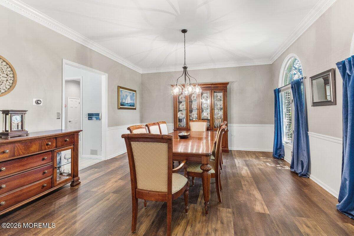 5 Ridge Hill Way Holmdel NJ 07733