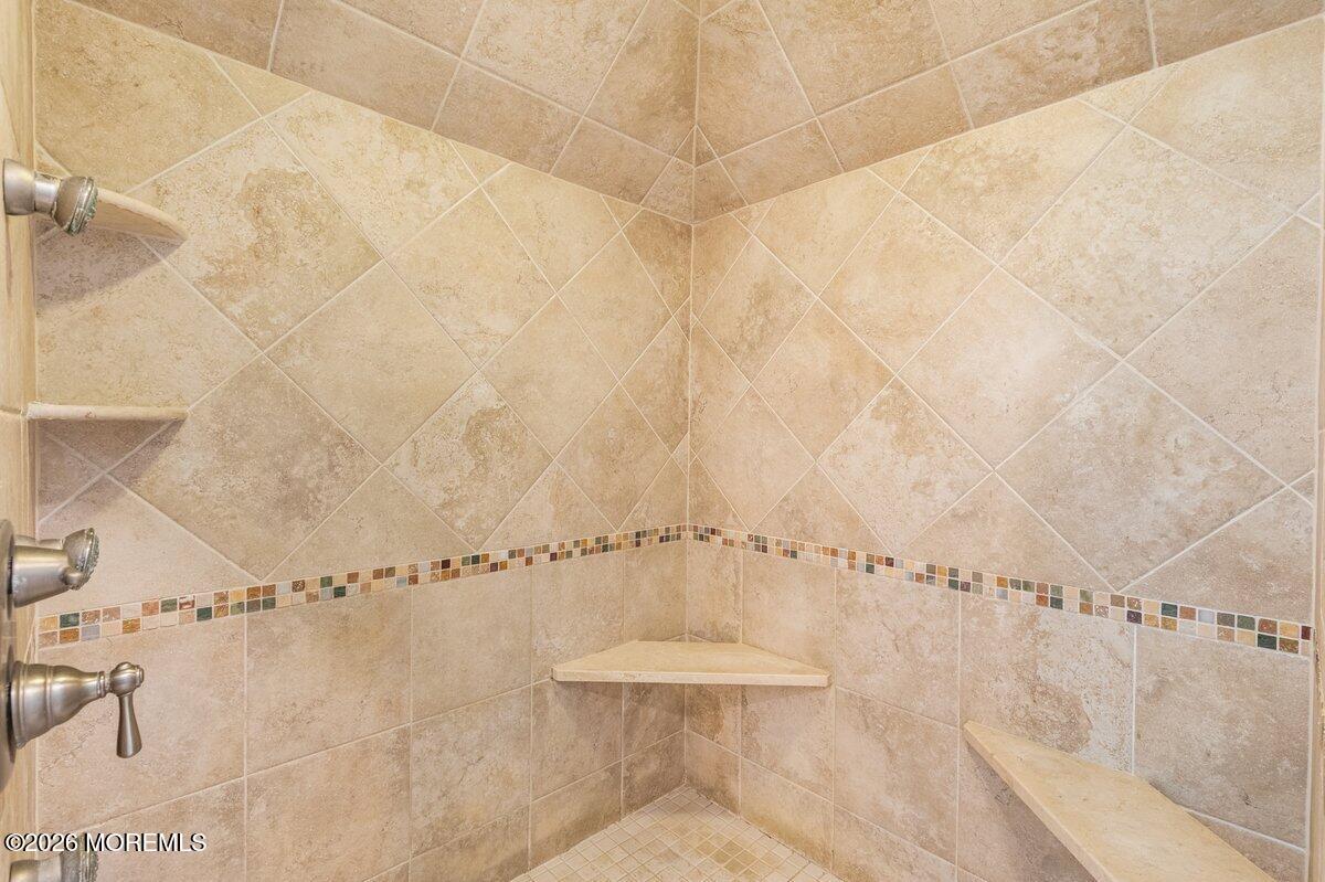 5 Ridge Hill Way Holmdel NJ 07733