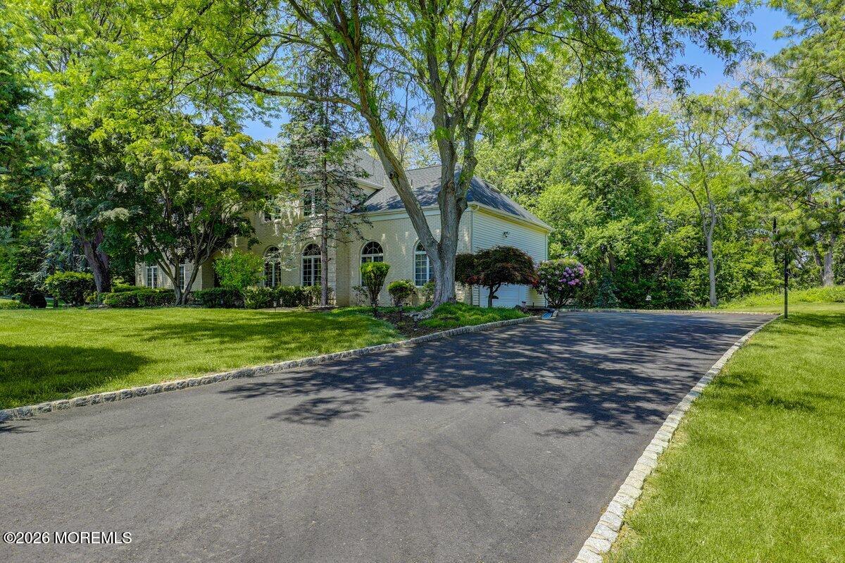 5 Ridge Hill Way Holmdel NJ 07733