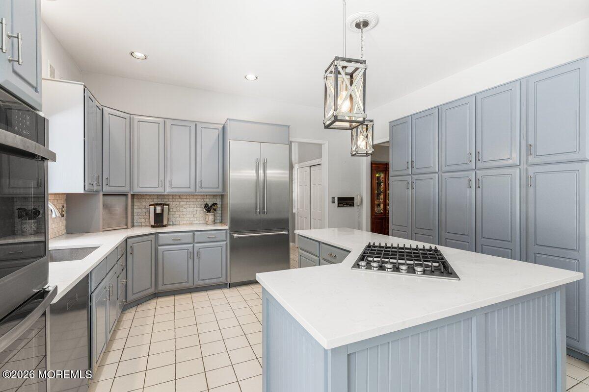 5 Ridge Hill Way Holmdel NJ 07733