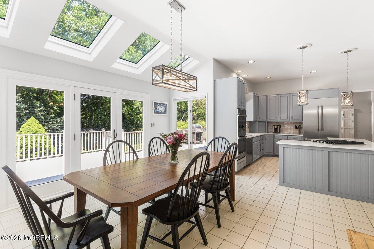 5 Ridge Hill Way Holmdel NJ 07733