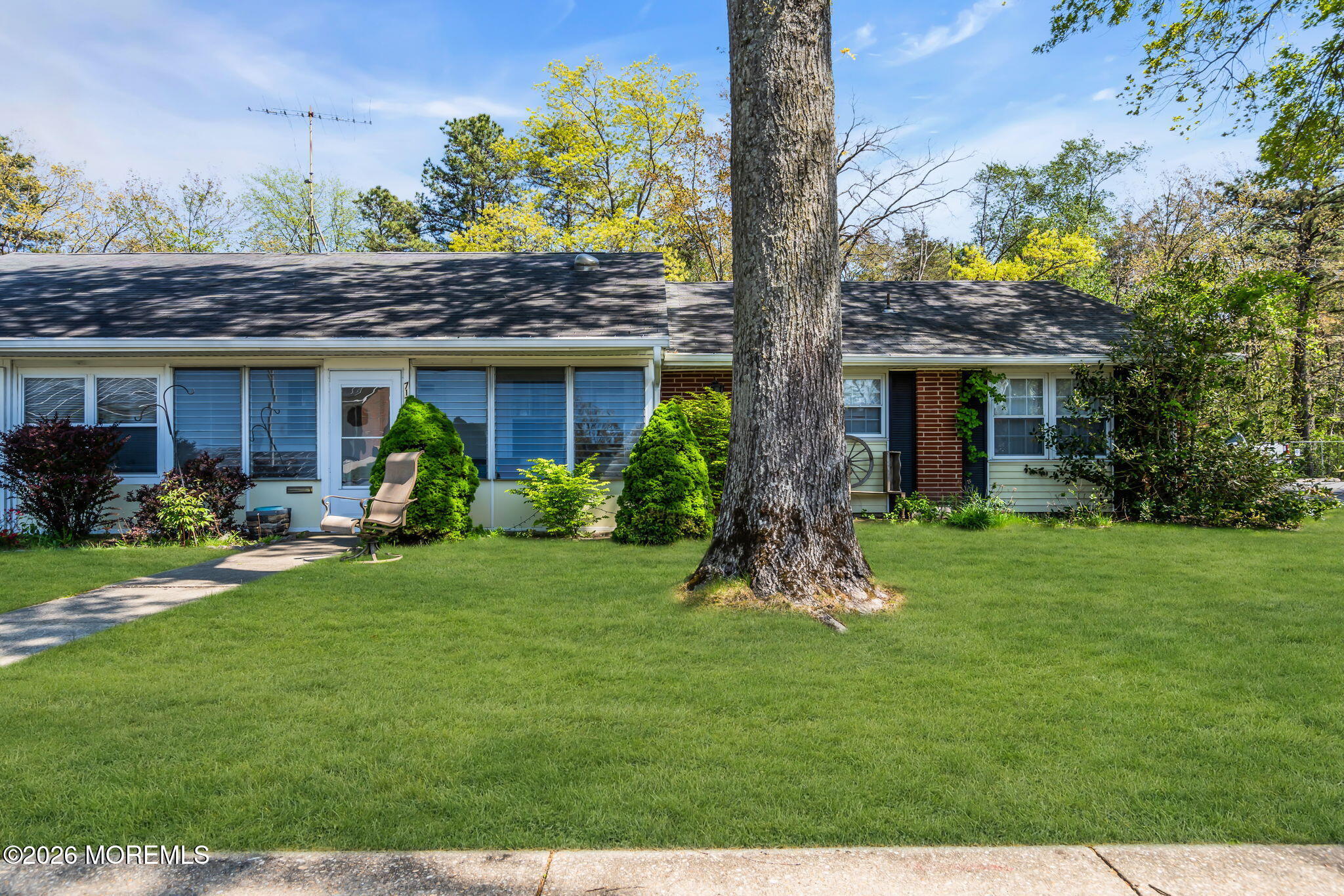 717B Buckingham Drive Lakewood NJ 08701