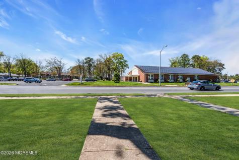 717B Buckingham Drive Lakewood NJ 08701