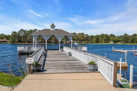 717B Buckingham Drive Lakewood NJ 08701