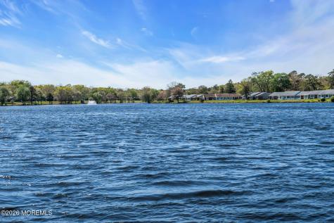 717B Buckingham Drive Lakewood NJ 08701