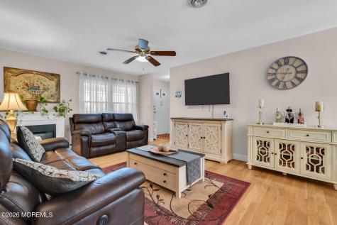 717B Buckingham Drive Lakewood NJ 08701