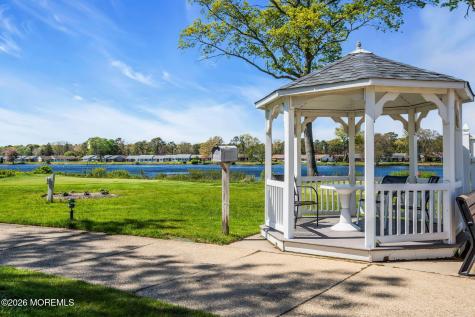 717B Buckingham Drive Lakewood NJ 08701